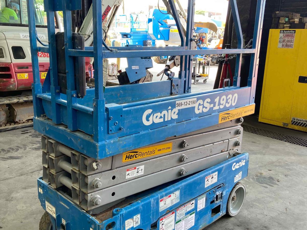 2015 Genie GS-1930-1