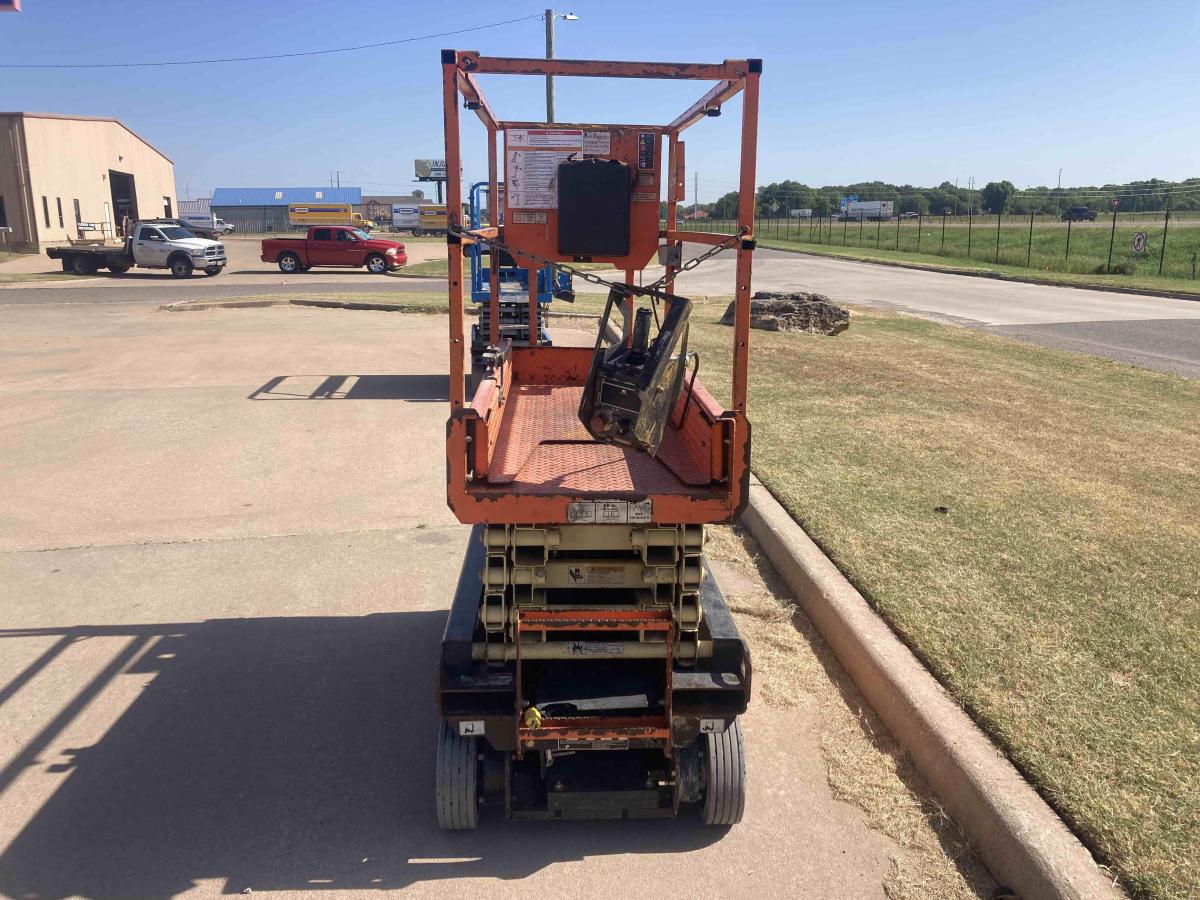 2018 JLG 1932R-3