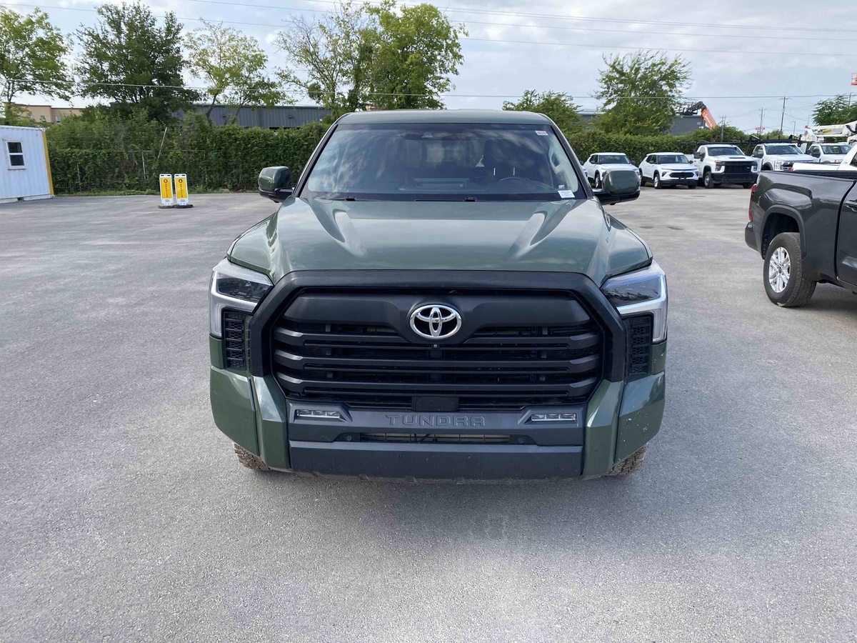 2022 Toyota Tundra-2