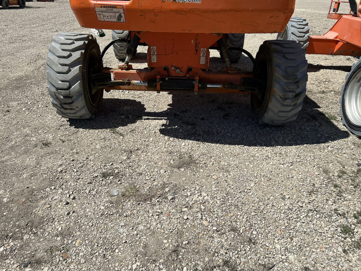 2015 JLG M600JP-9