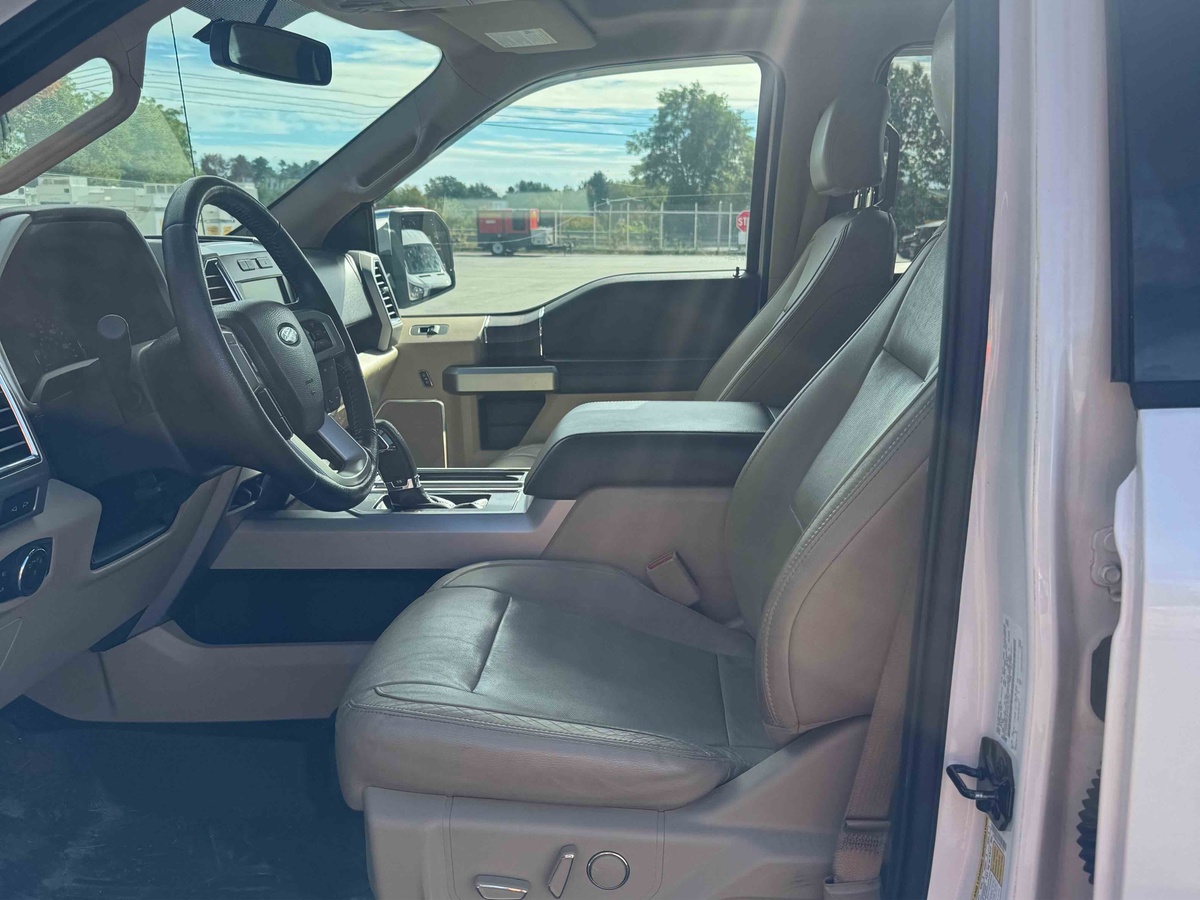 2015 Ford F150 Lariat-11