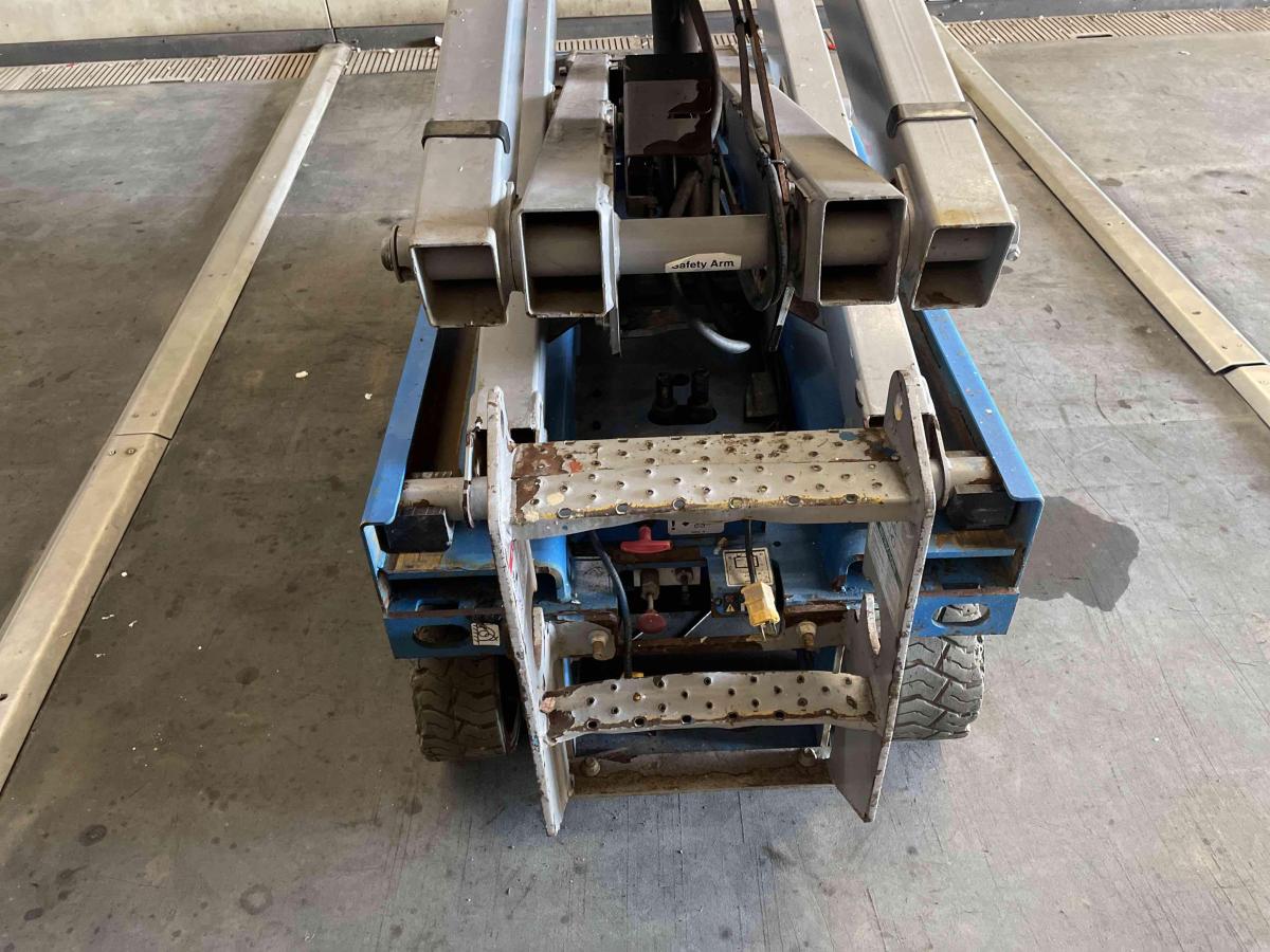 2018 Genie GS-1930-4
