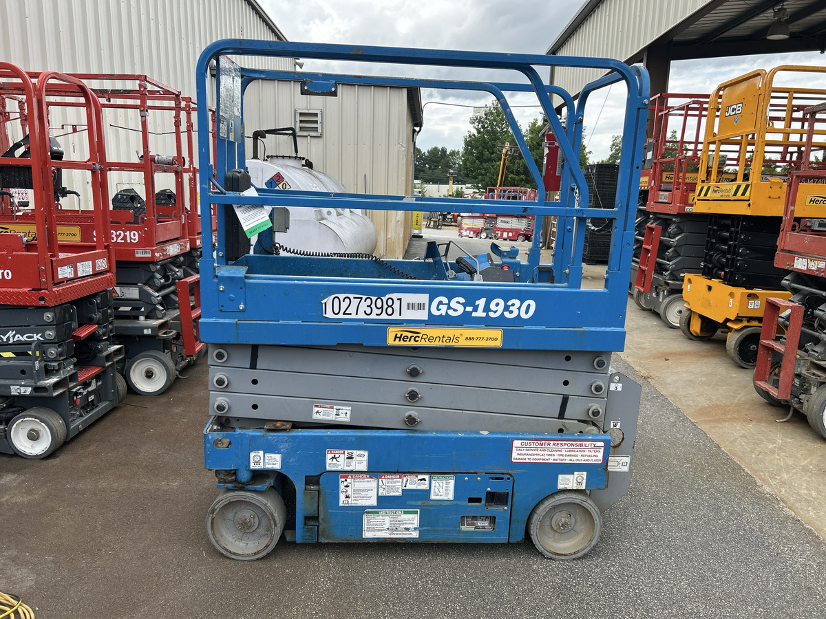 2019 Genie GS-1930