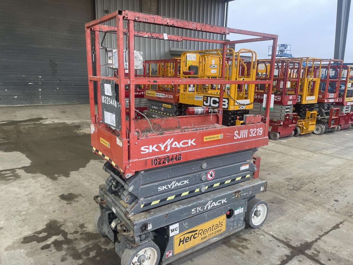 2017 Skyjack SJ3219