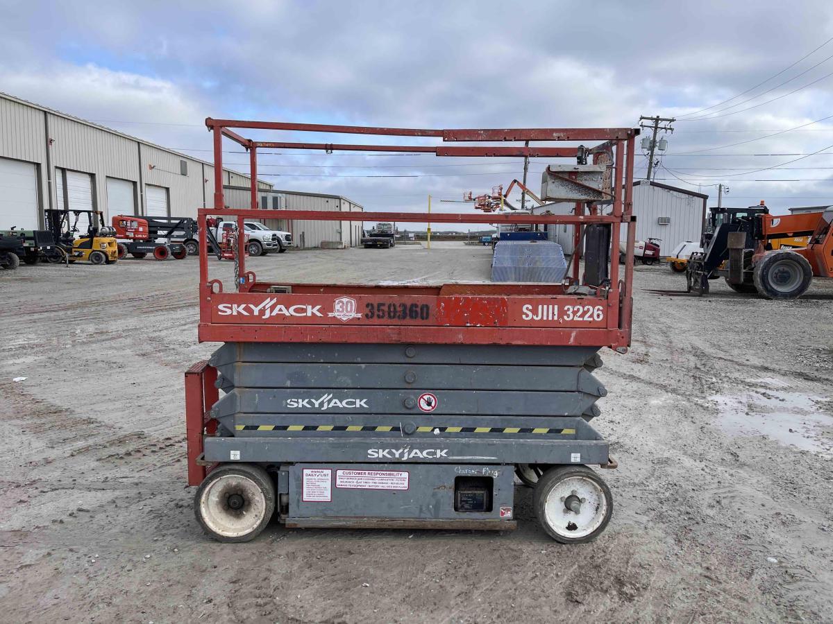 2015 Skyjack SJ3226
