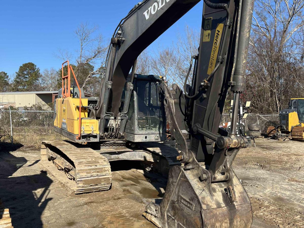 2019 Volvo EC220EL-4