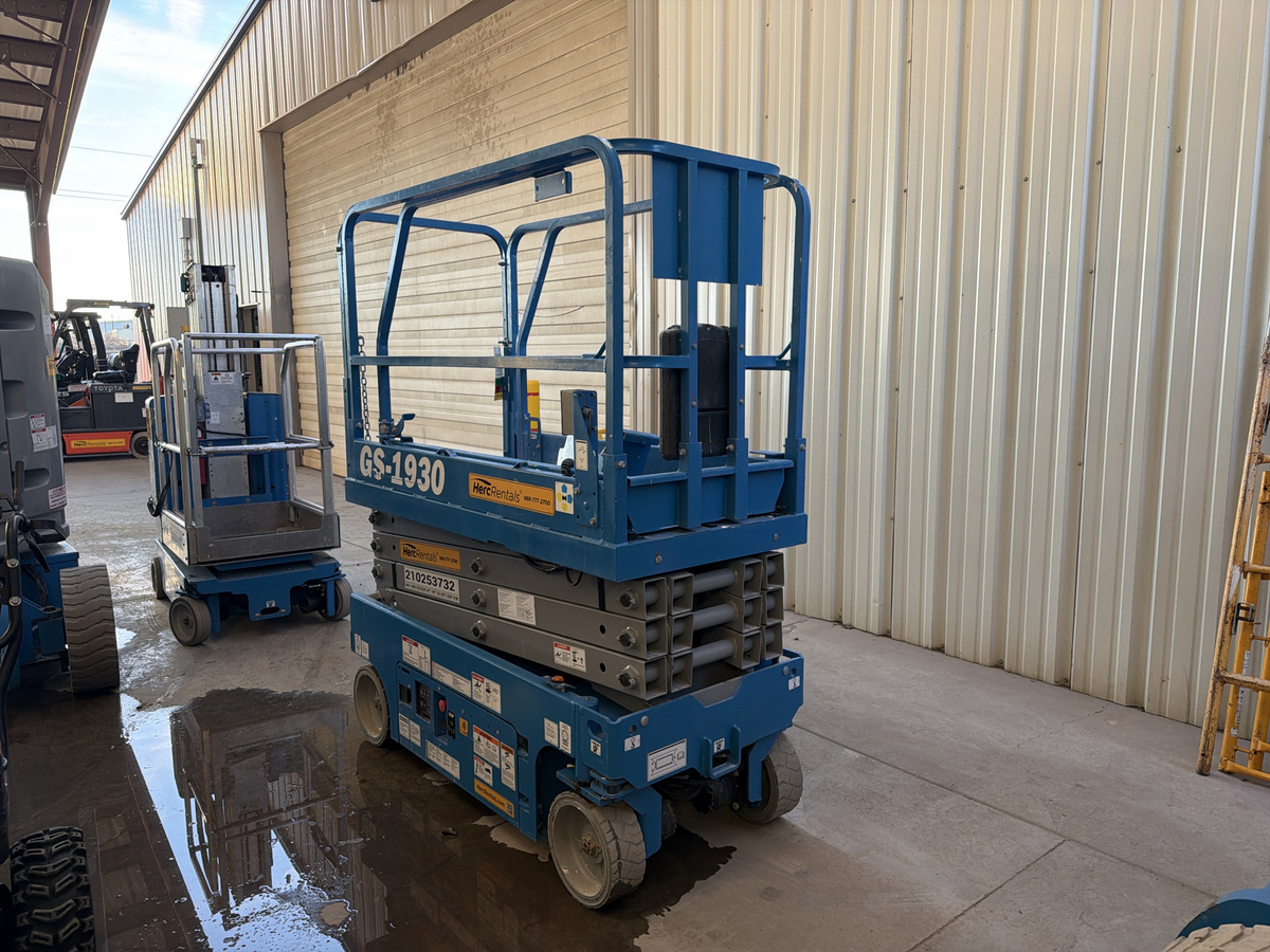 2018 Genie GS-1930-2