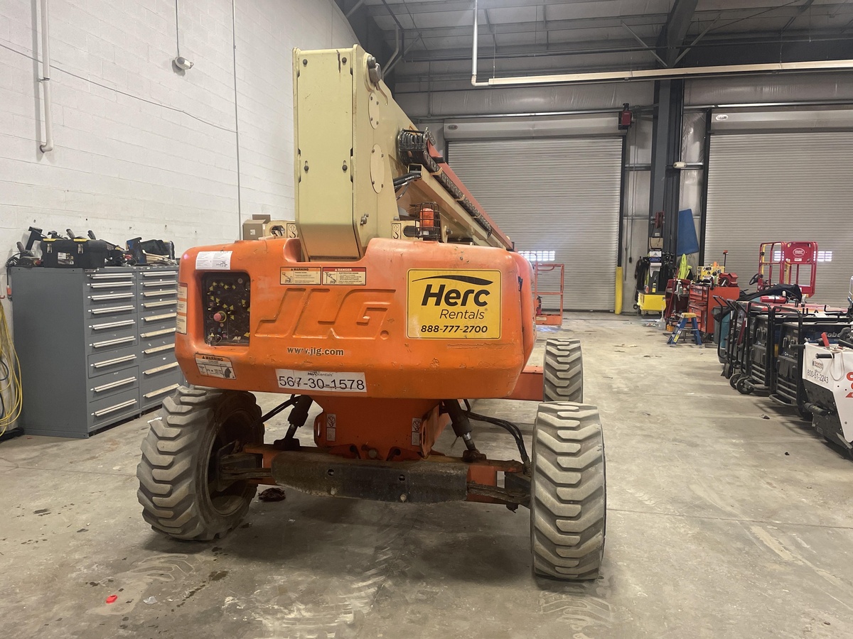 2013 JLG E600JP-7