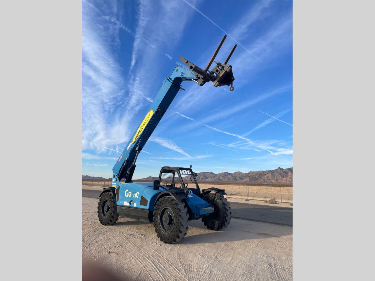 2018 Genie GTH 844-2