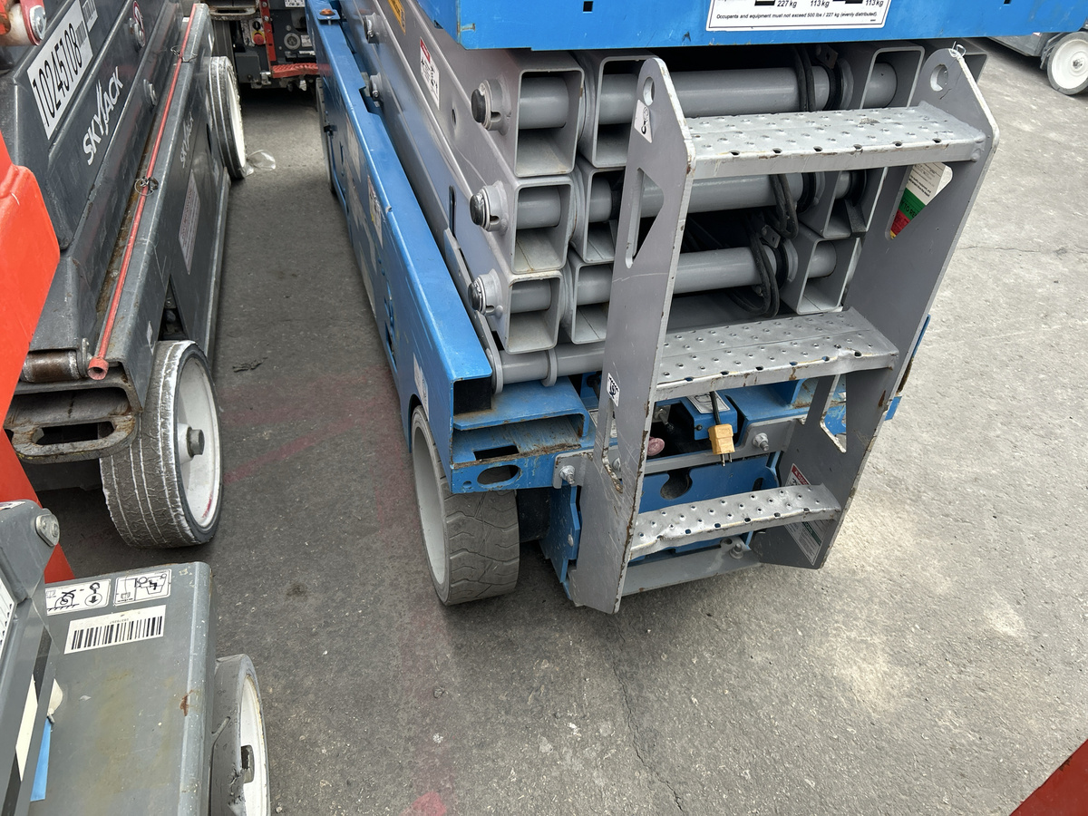 2017 Genie GS-2632-3