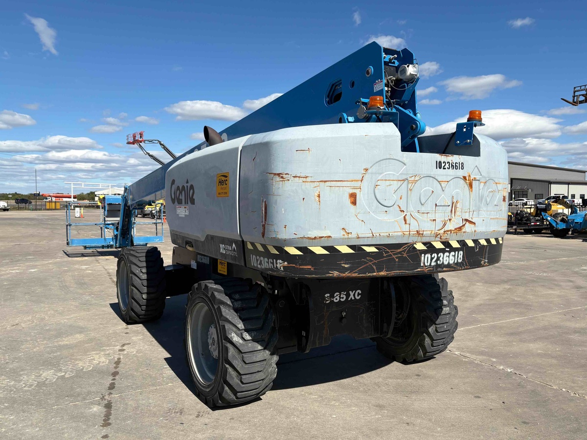 2018 Genie S-85-5