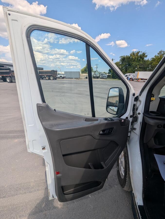 2020 Ford Transit 350-19
