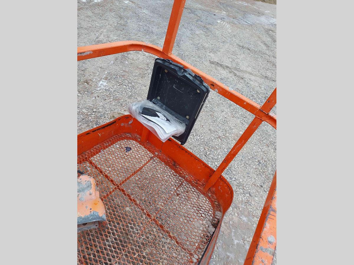 2014 JLG 450AJ