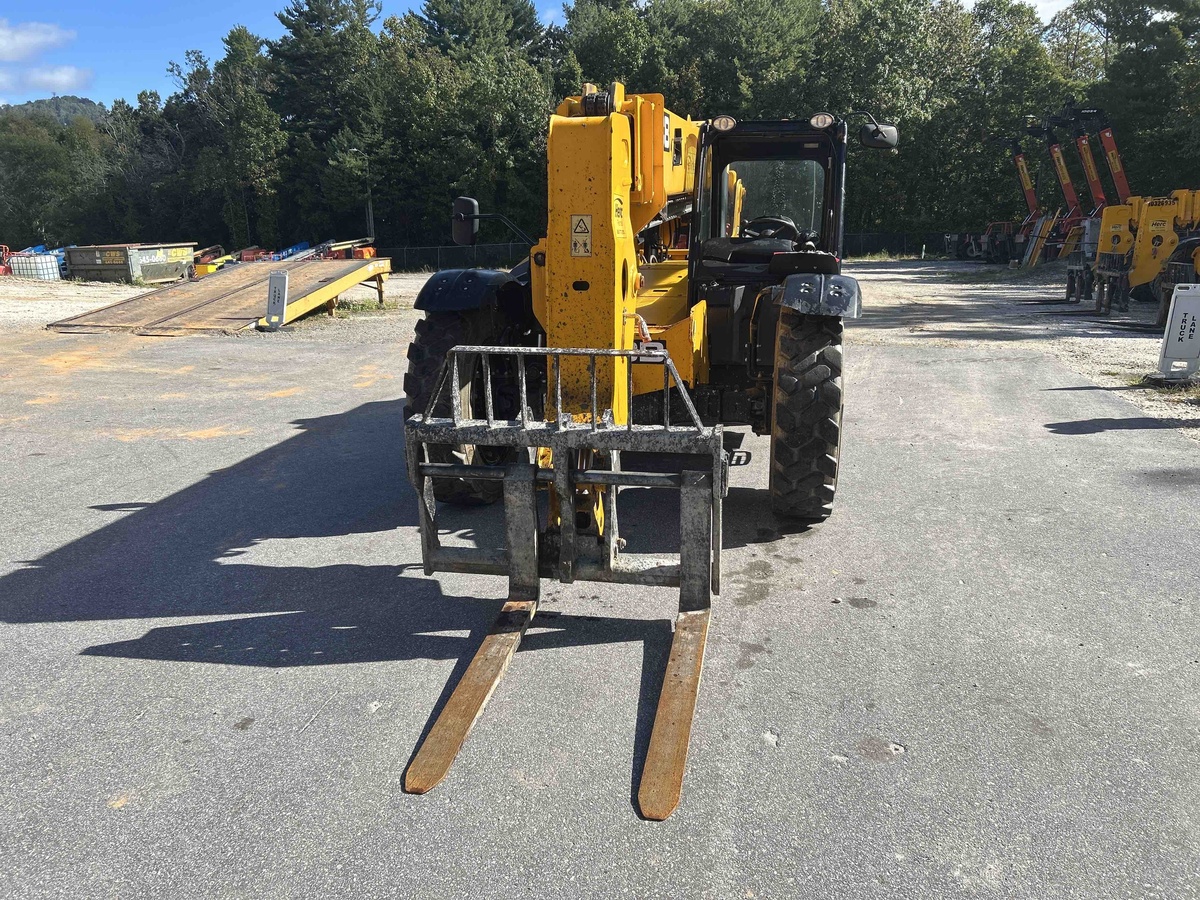 2021 JCB 507-42-3