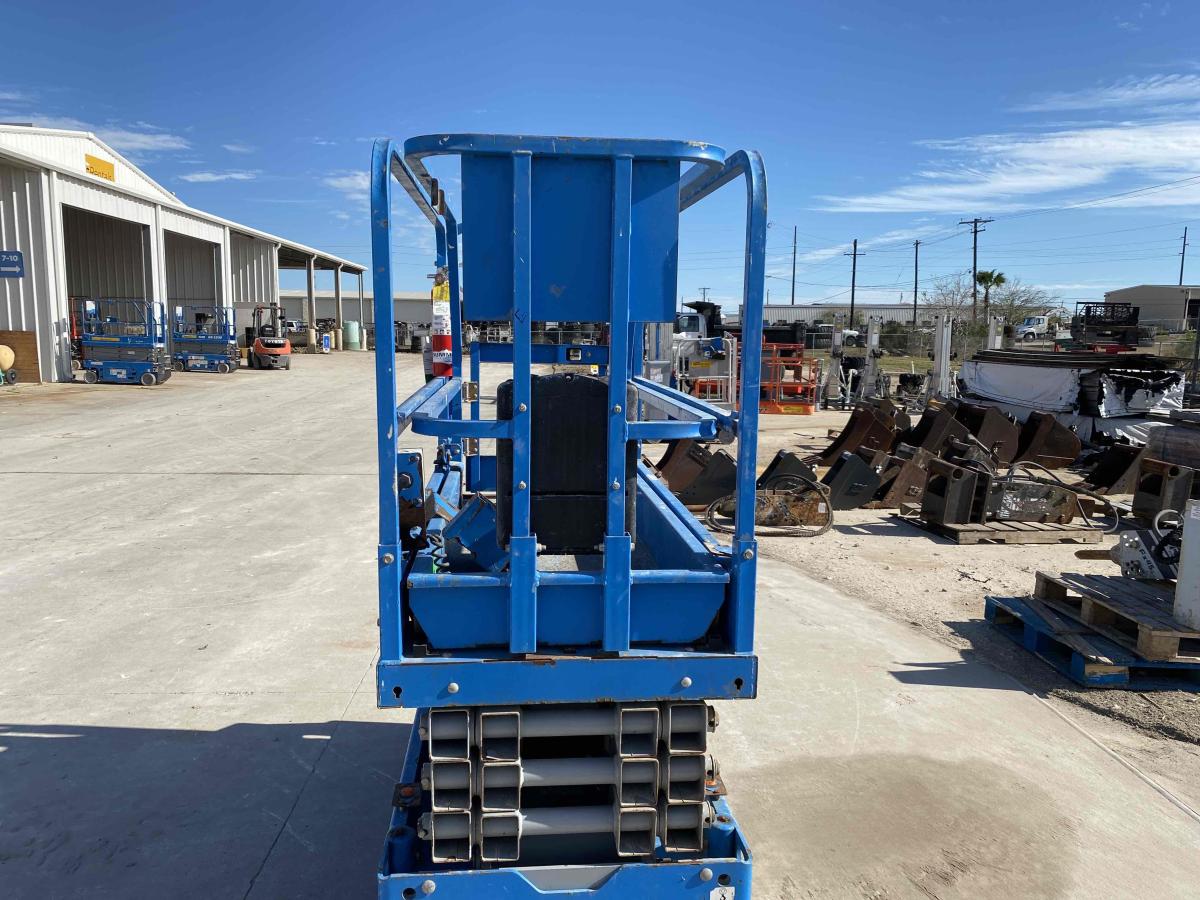 2019 Genie GS-1930