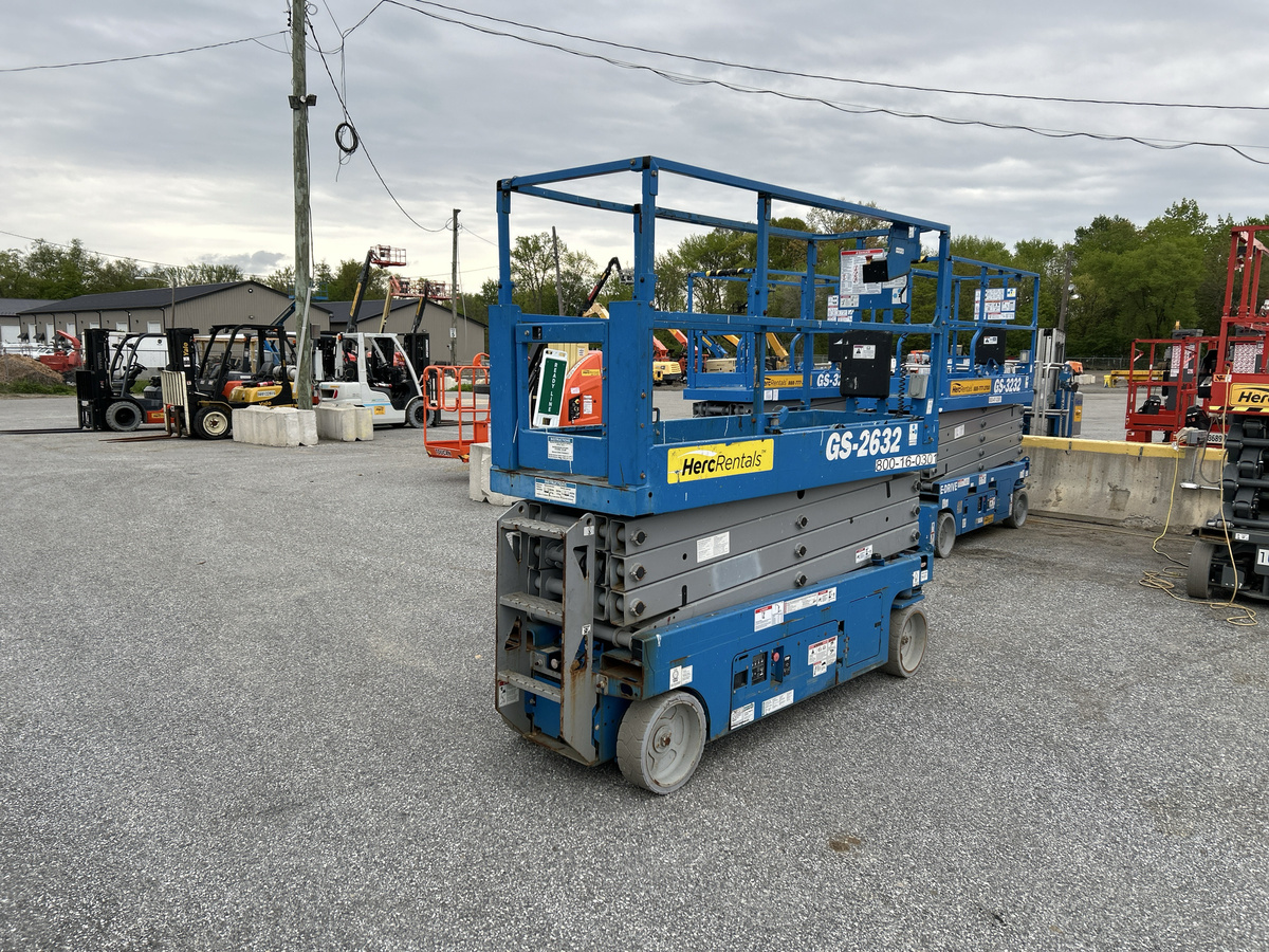 2017 Genie GS-2632-8