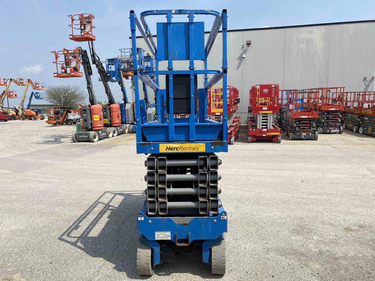 2017 Genie GS-3232-3