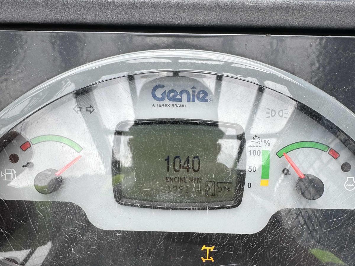 2019 Genie GTH 844