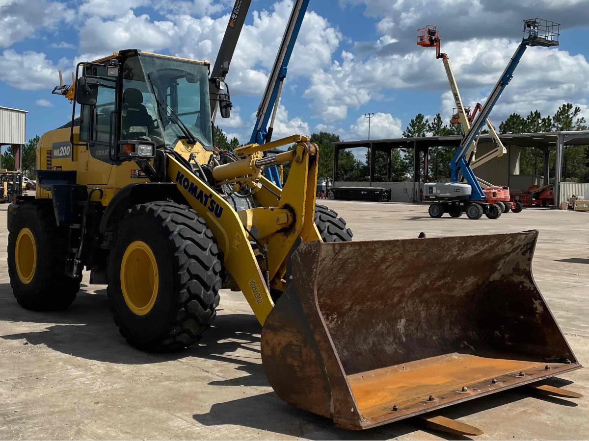 2019 Komatsu WA200-8