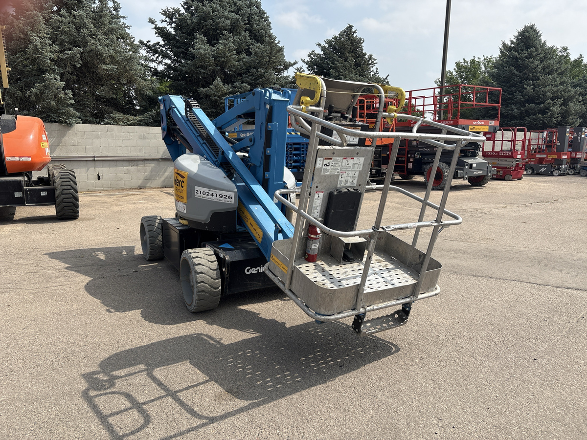 2018 Genie Z-33/18-2