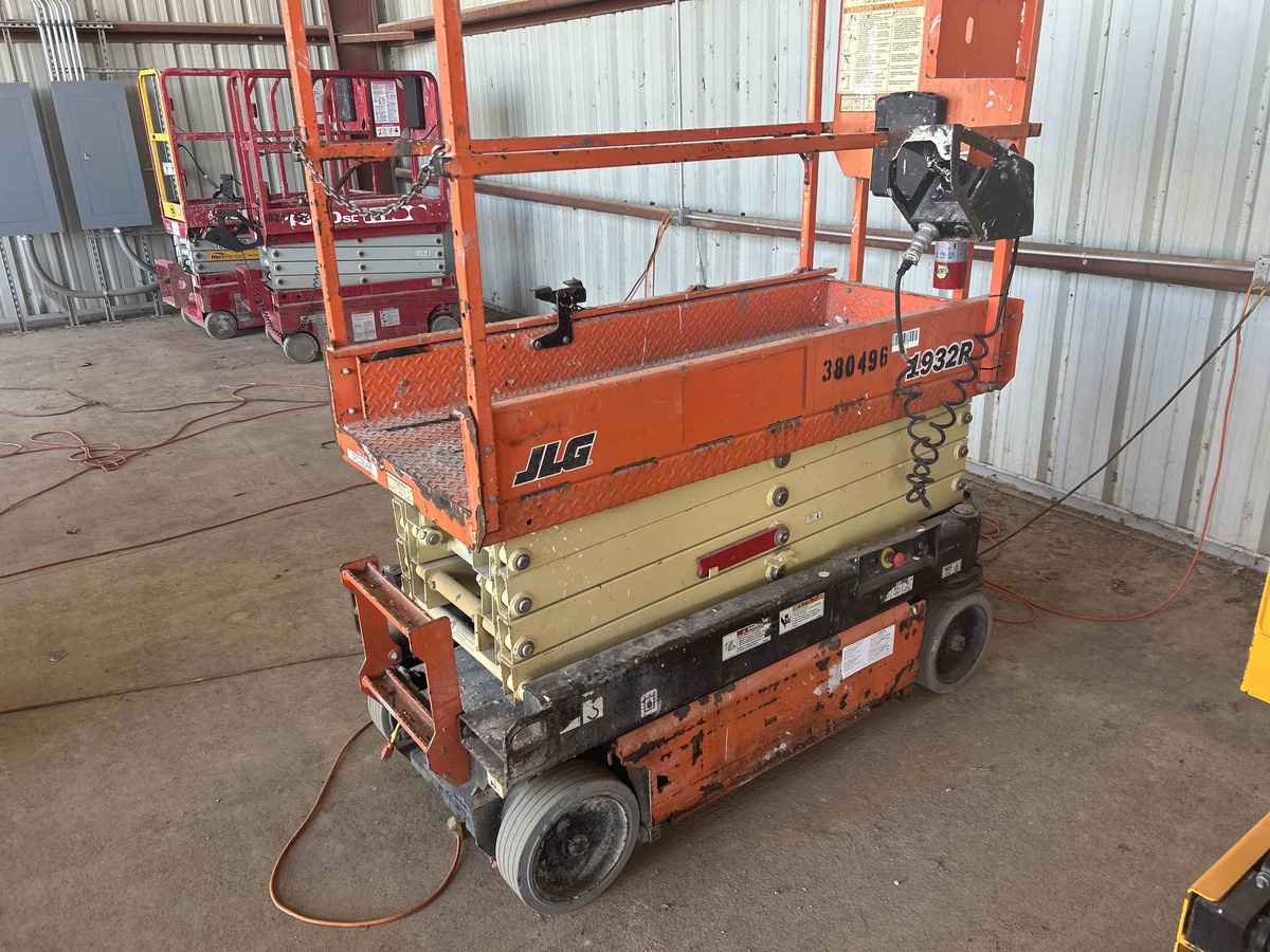 2018 JLG 1932R-1