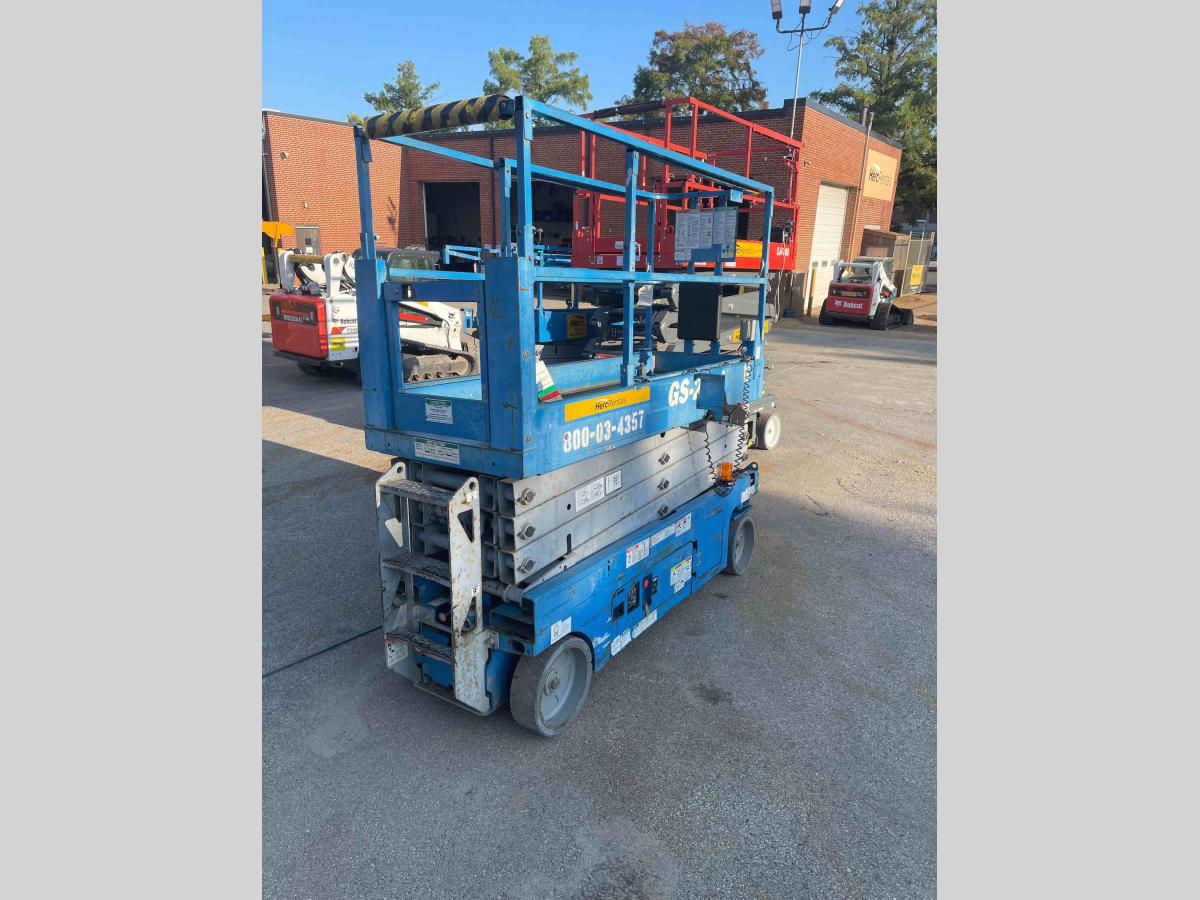 2014 Genie GS-2632