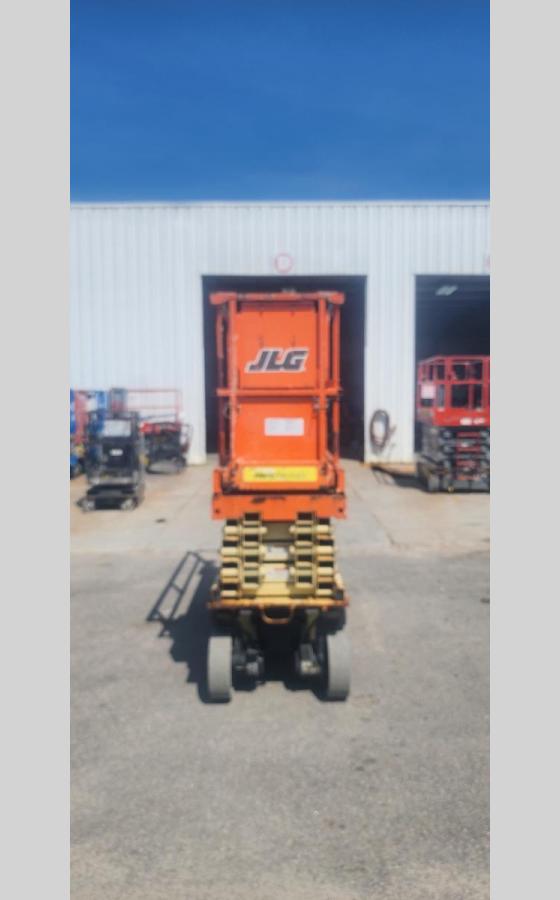 2015 JLG 2632ES