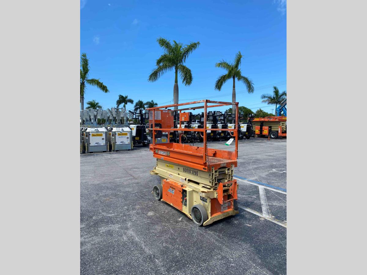 2016 JLG 1932RS