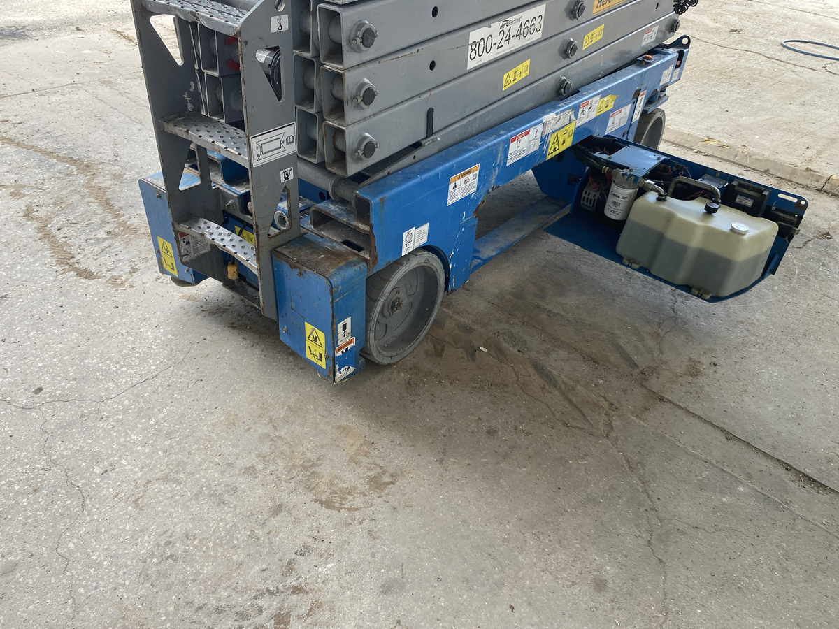 2019 Genie GS-3232-11