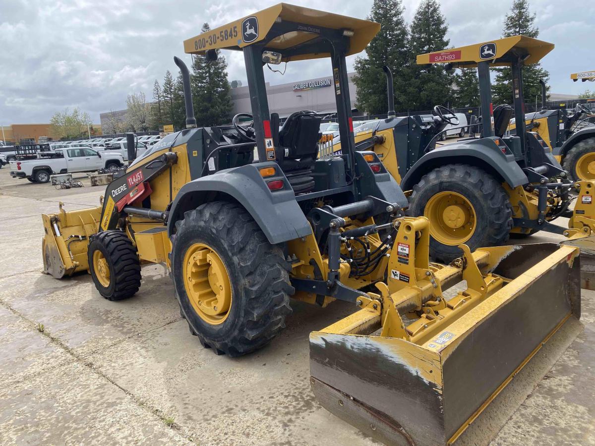 2021 John Deere 210LEP