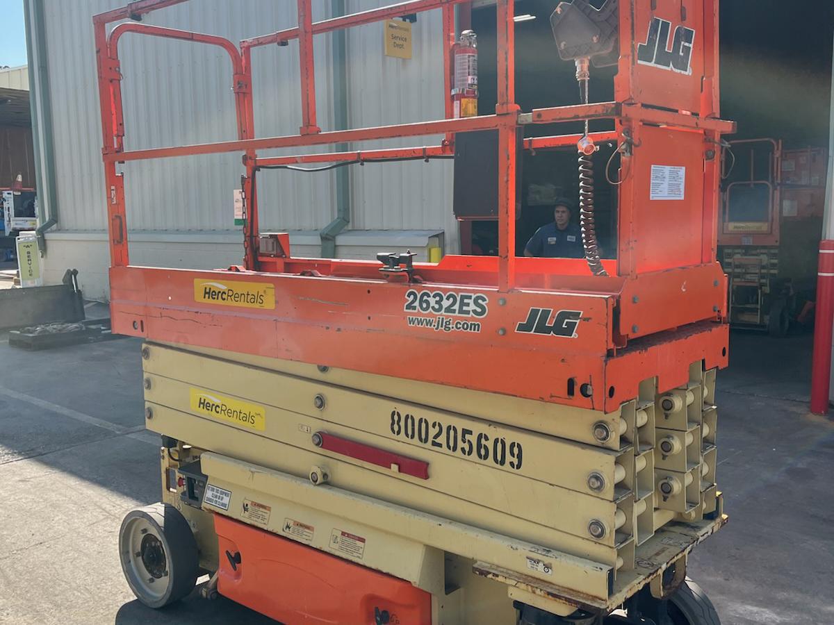 2018 JLG 2632ES