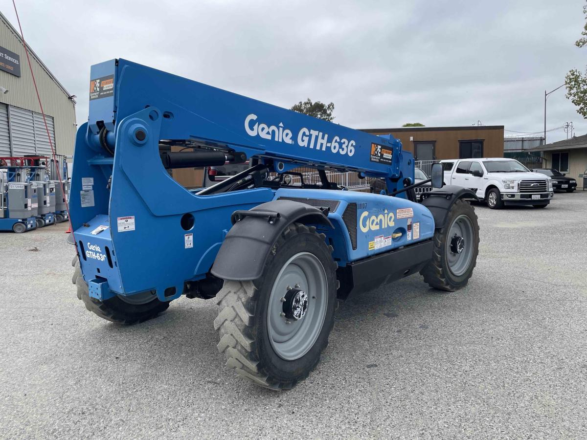 2017 Genie GTH-636