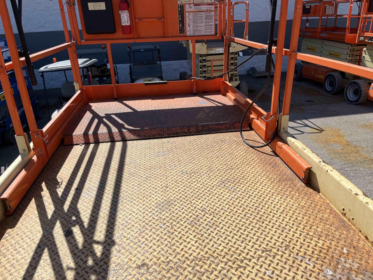 2016 JLG 4069LE