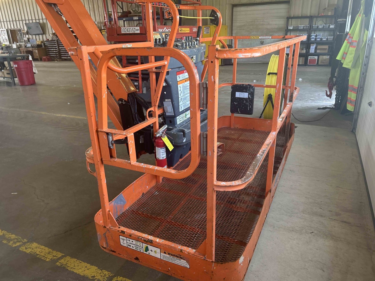 2014 JLG 1250AJP-8