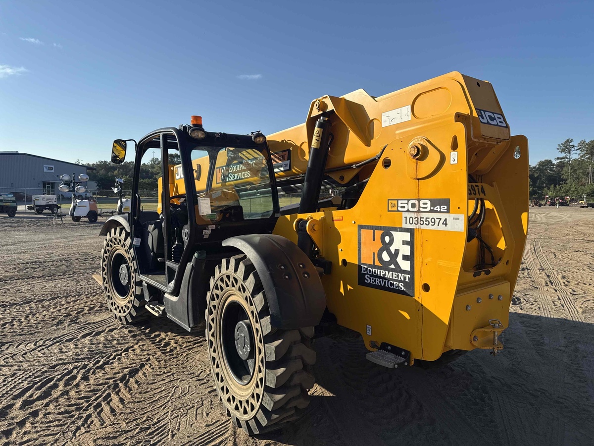 2022 JCB 509-42-5