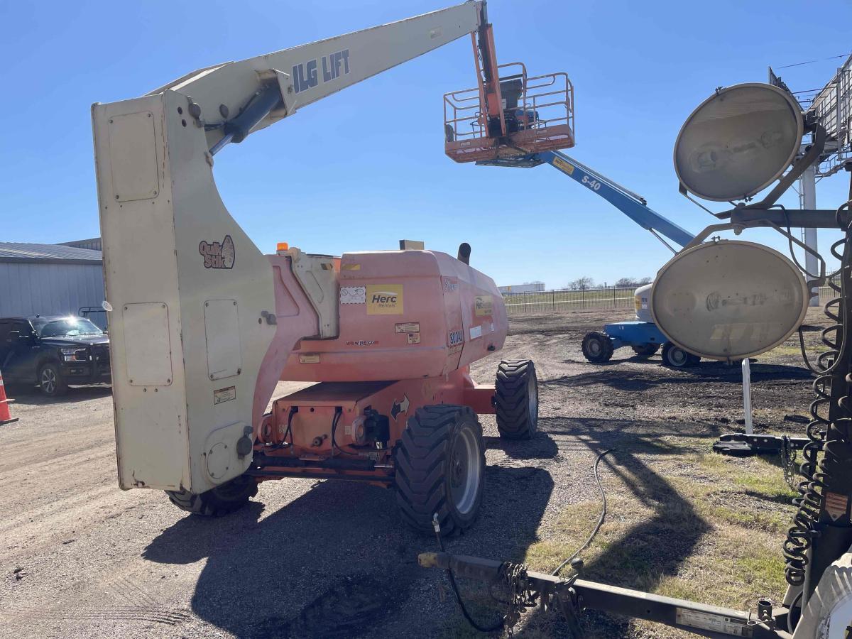 2015 JLG 800AJ