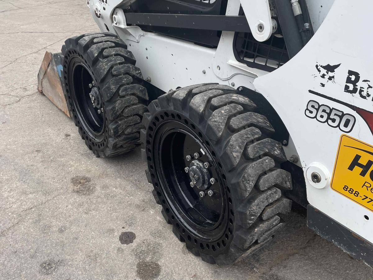2017 Bobcat S650