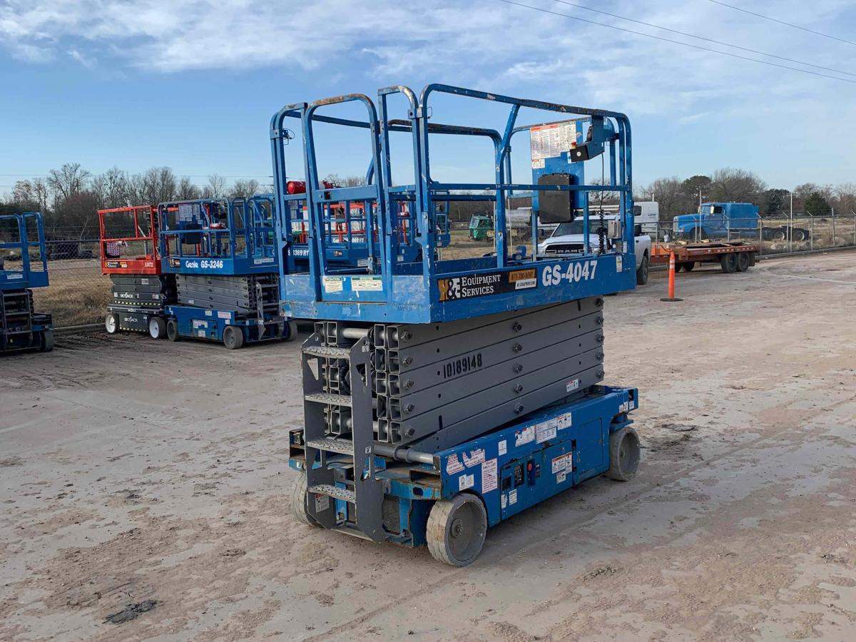 2016 Genie GS-4047