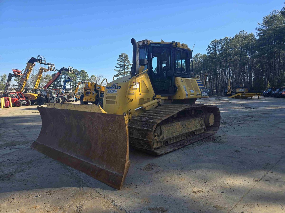 2021 Komatsu D61PXi-24