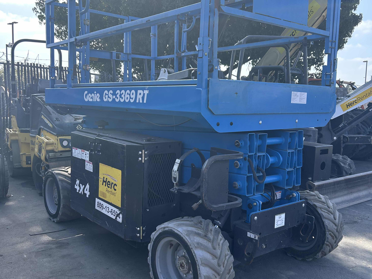 2016 Genie GS-3369 RT-2