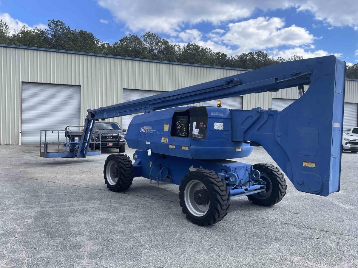2014 JLG 800AJ