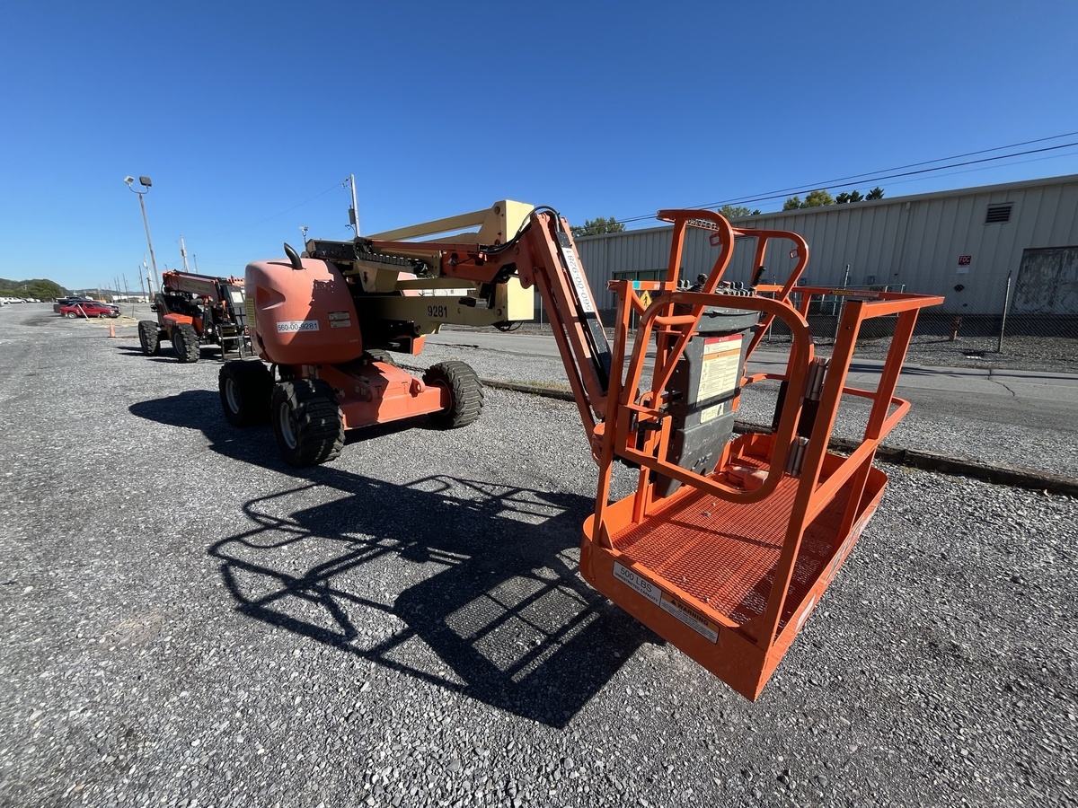 2007 JLG 450AJ