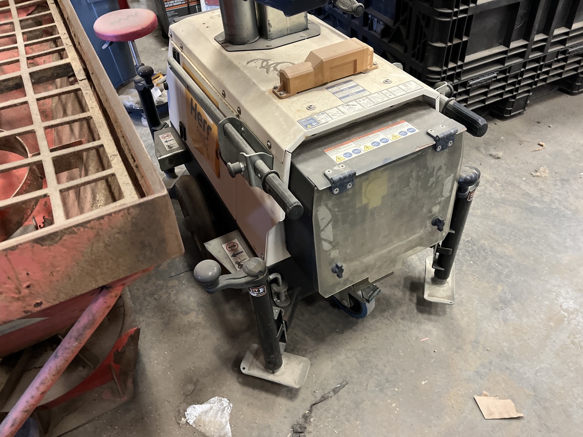 2017 Magnum PLT240-2