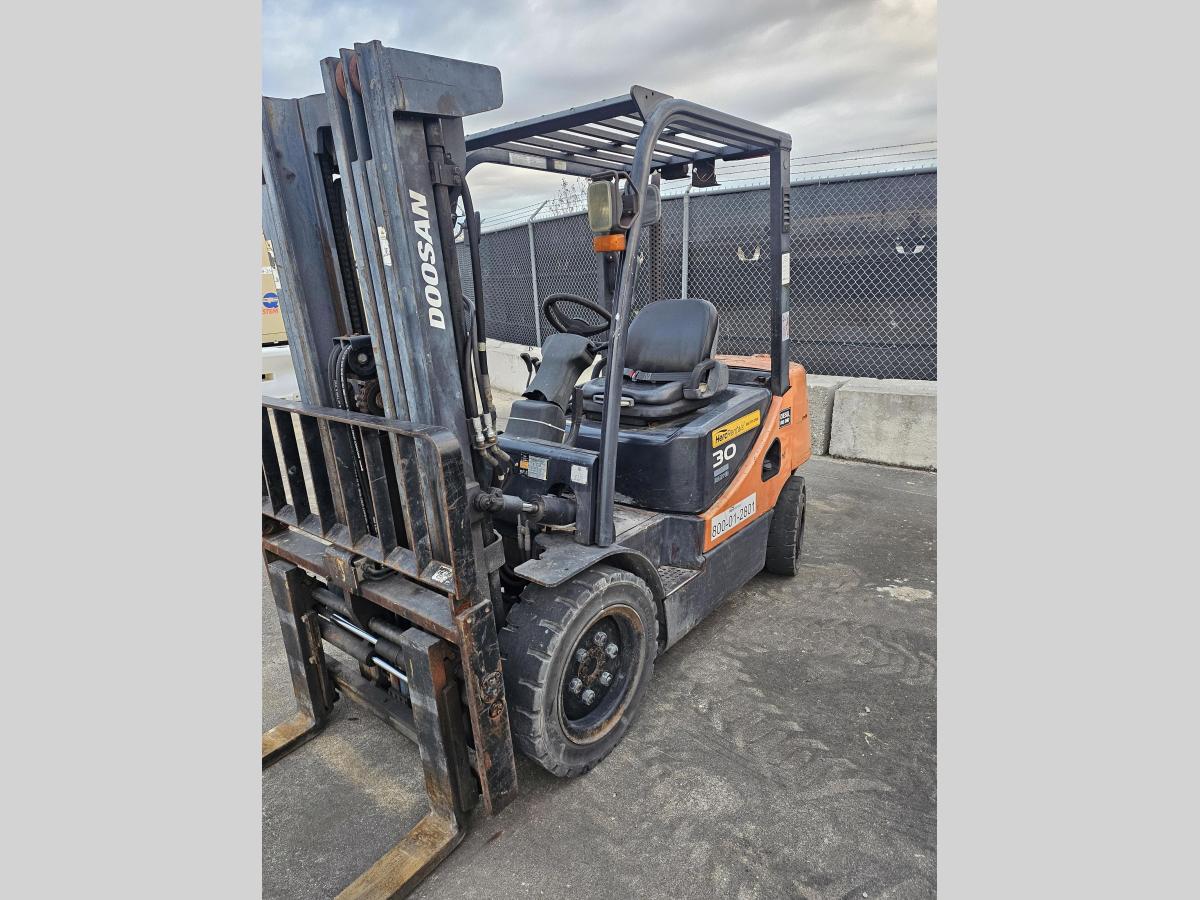 2013 Doosan D30S-5