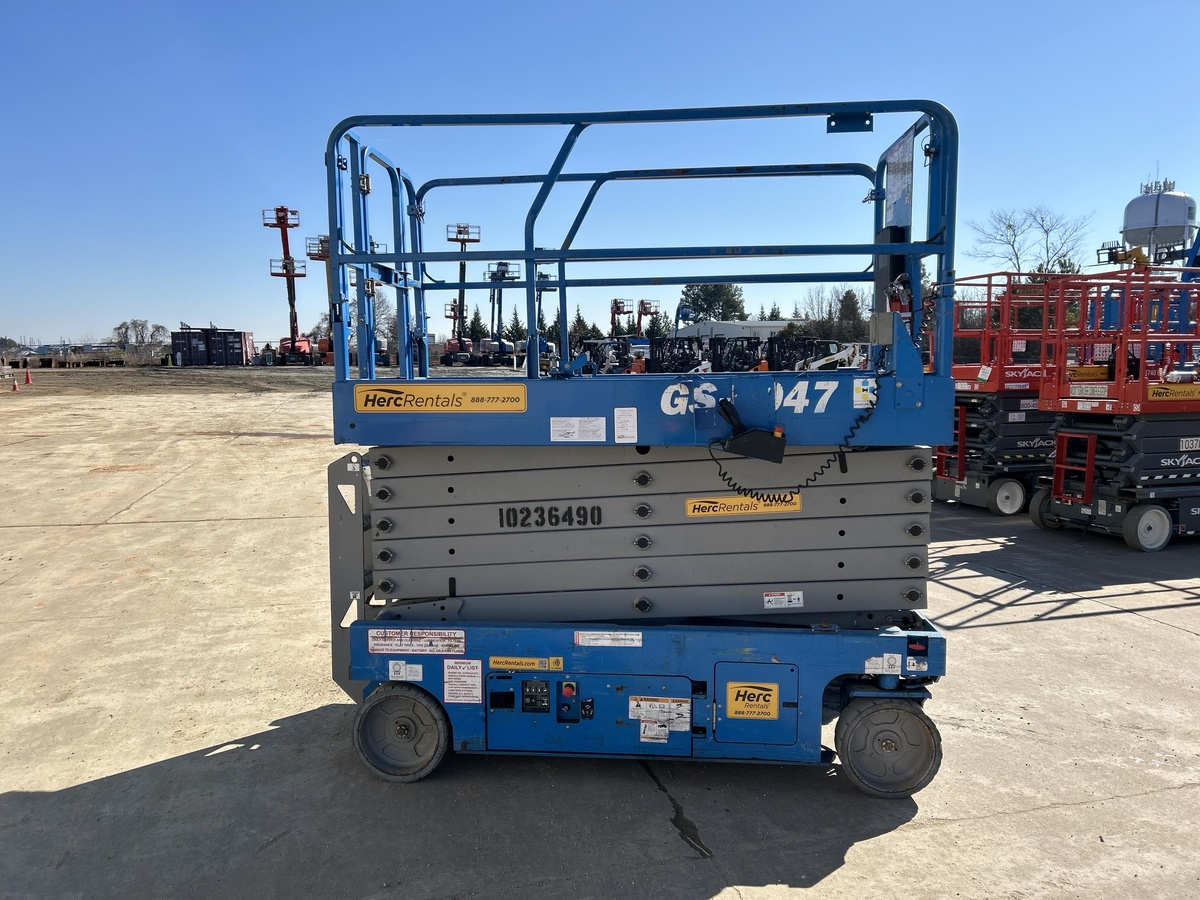 2018 Genie GS-4047