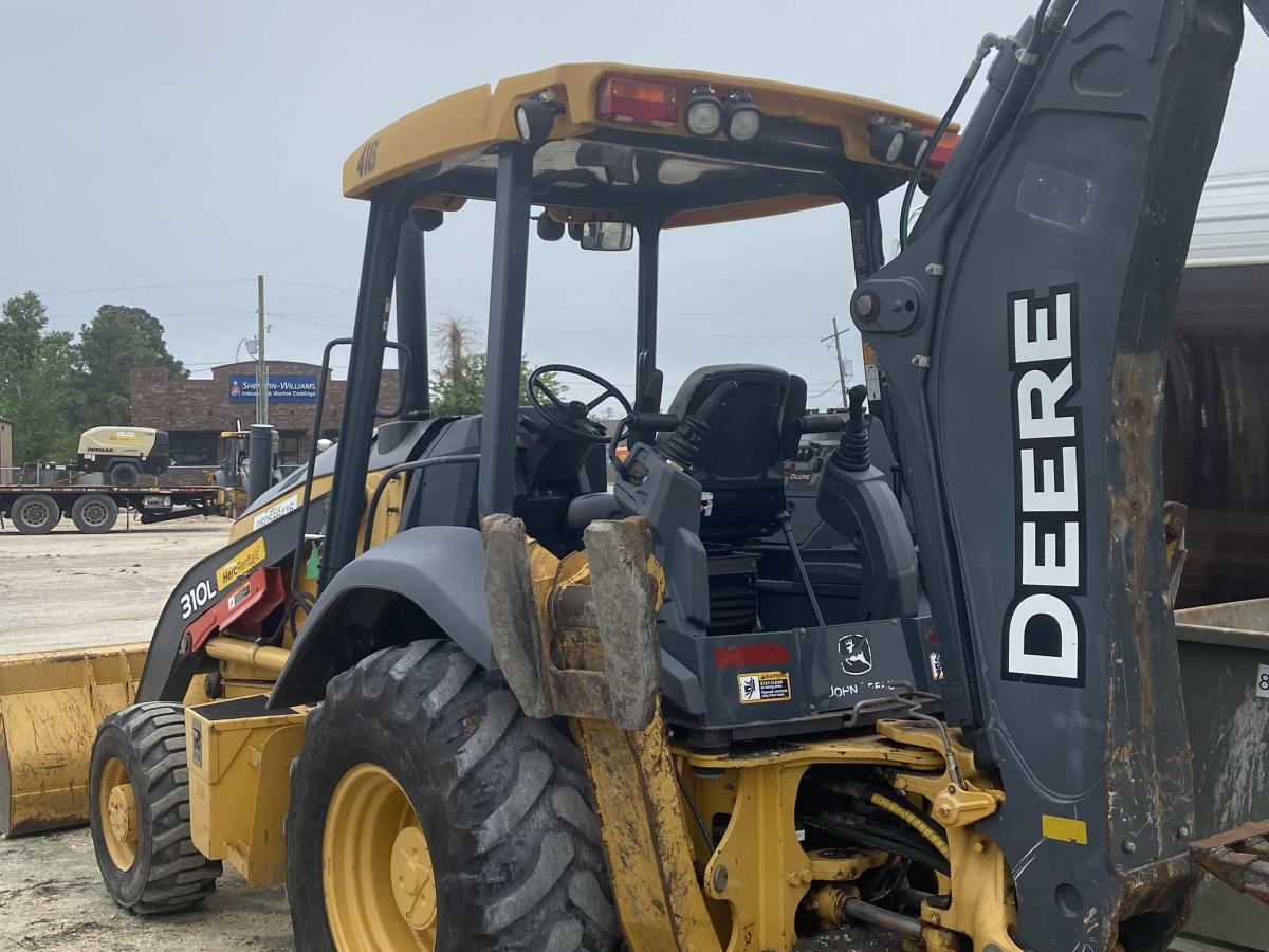 2018 John Deere 310L
