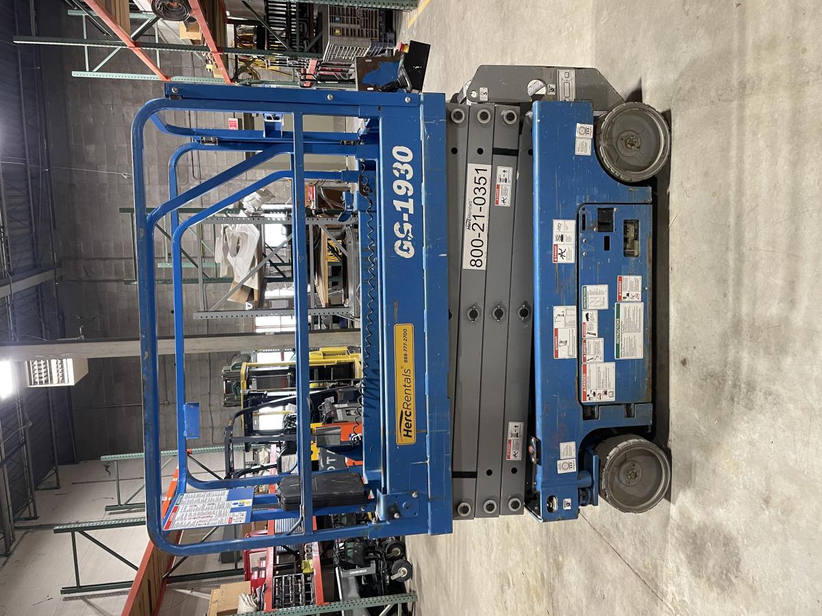 2018 Genie GS-1930