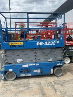 2018 Genie GS-3232