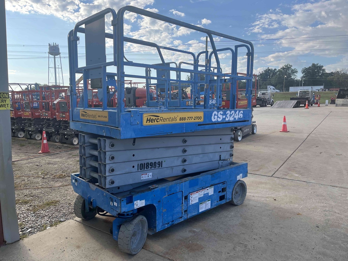 2016 Genie GS-3246-6