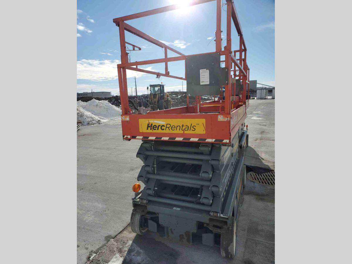 2017 Skyjack SJ4740